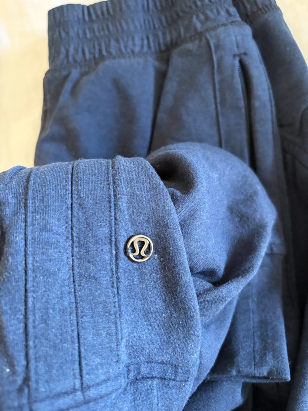Lululemon 💙 Navy Blue Joggers